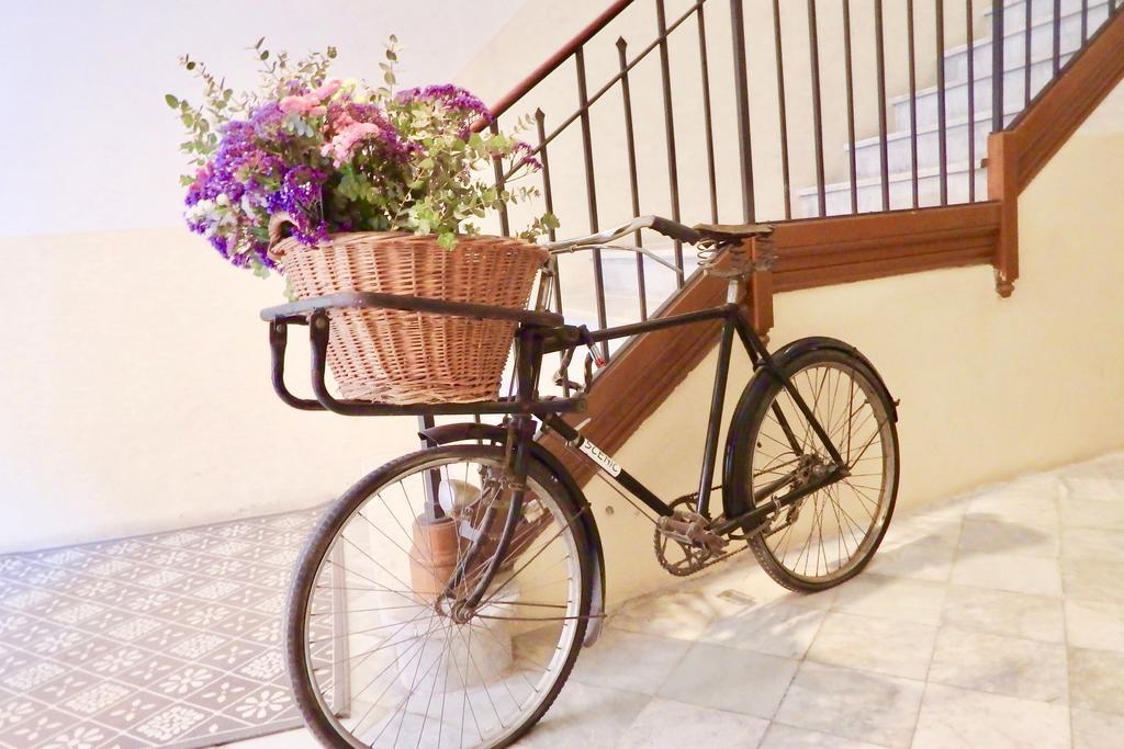 Hostal Poblenou Barcelona Luaran gambar