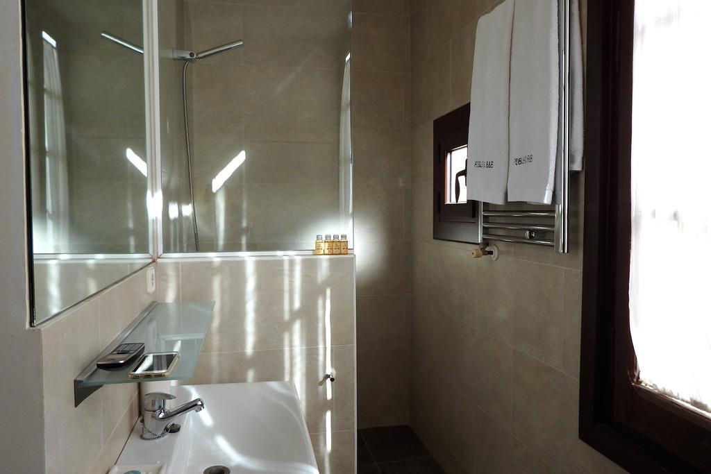 Hostal Poblenou Barcelona Luaran gambar