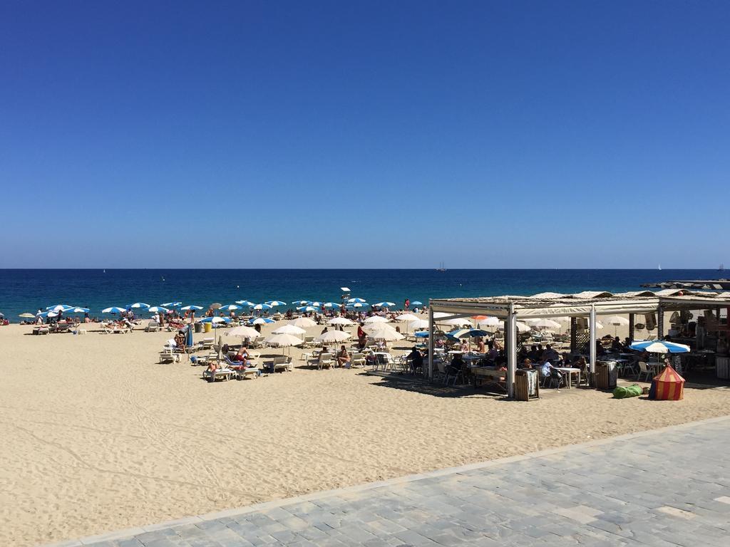 Hostal Poblenou Barcelona Luaran gambar