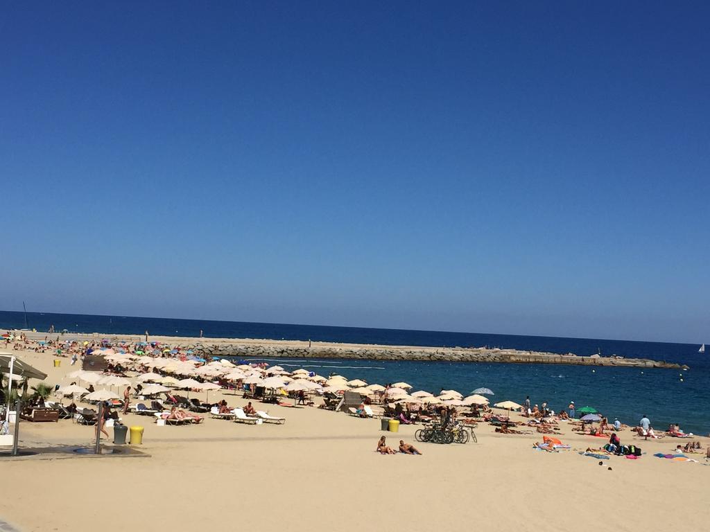Hostal Poblenou Barcelona Luaran gambar