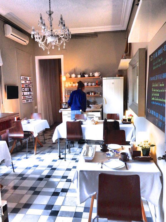Hostal Poblenou Barcelona Luaran gambar